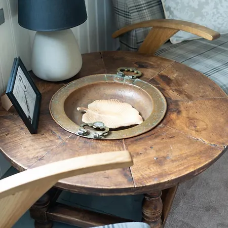 Garden Next To Telliskivi & Old Town Apartmán *